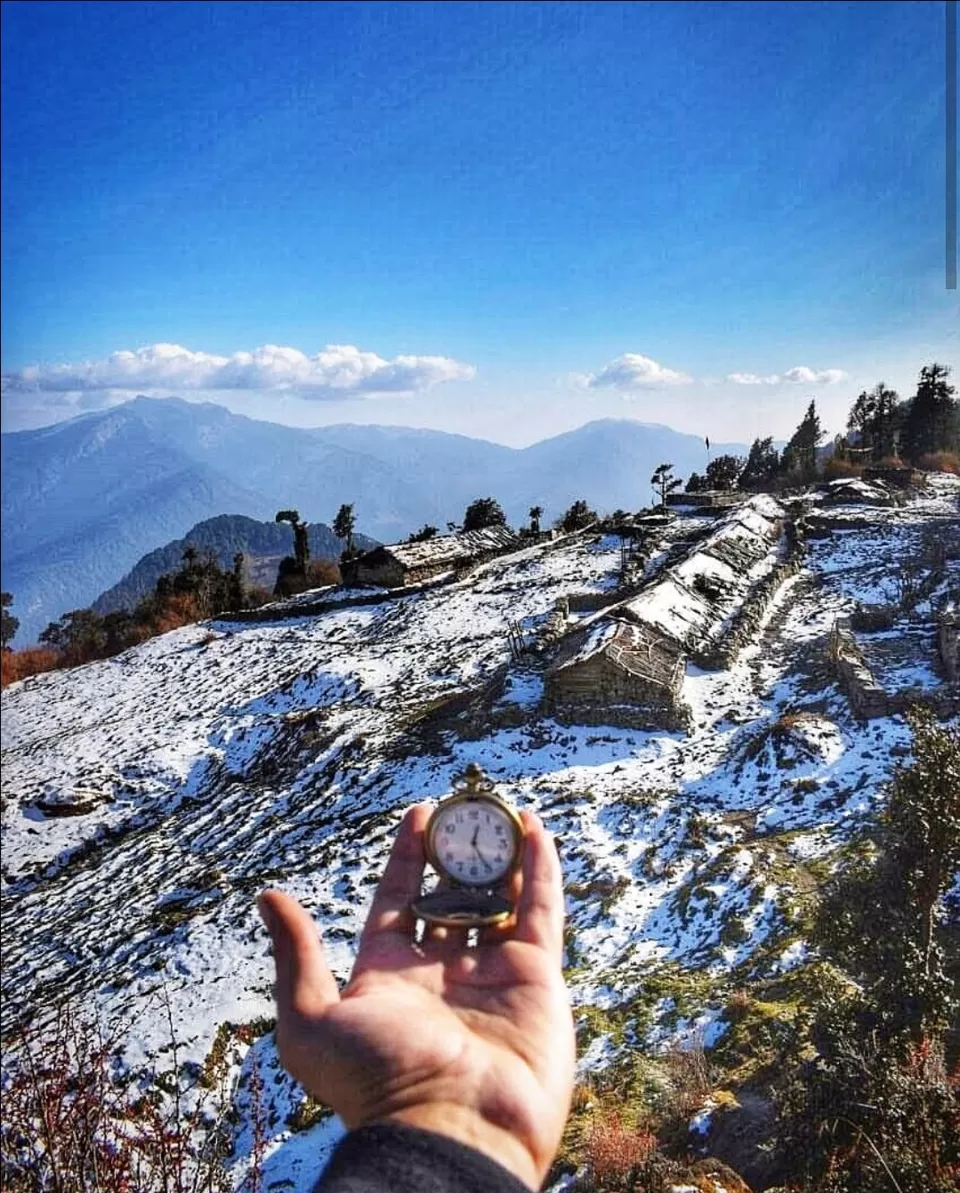 Photo of Dayara Bugyal, Taknaur Renge, Uttarakhand, India by Just A Pack Of TWO