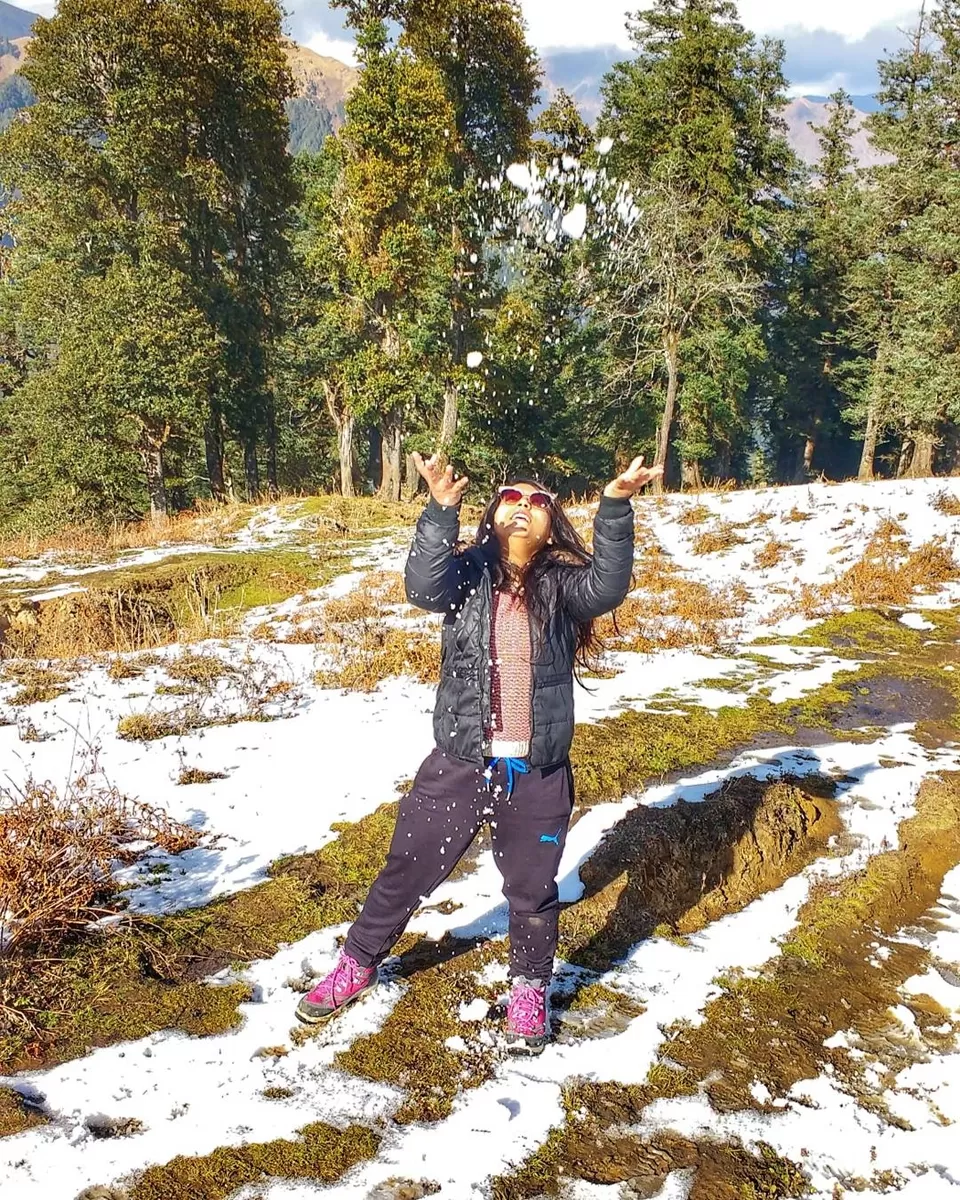 Photo of Dayara Bugyal, Taknaur Renge, Uttarakhand, India by Just A Pack Of TWO