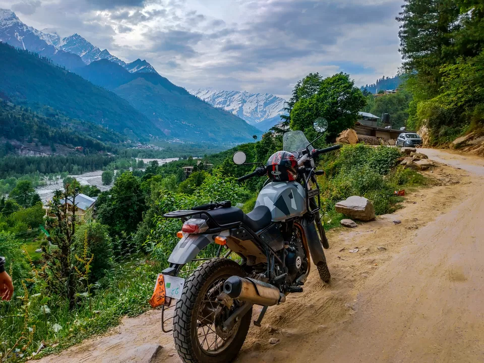 Photo of Vashisht Temple, Old Manali, Vashist, Himachal Pradesh, India by heyitsRajj
