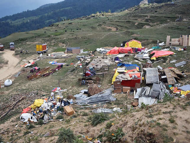 Photo of You Might Have to Pay "Green Tax" Now When You Travel to Uttarakhand 1/2 by Samarth Arora