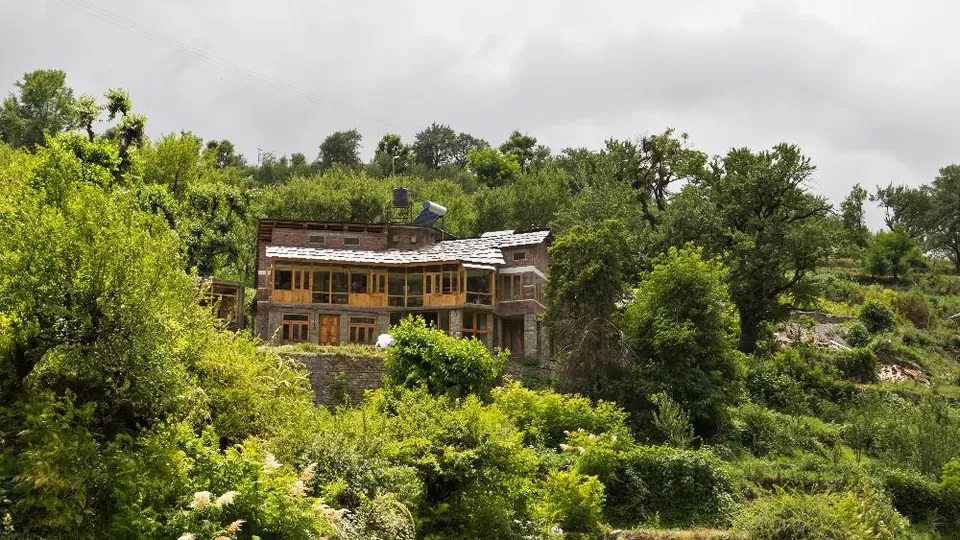 Photo of For a While, Kullu, Himachal Pradesh, India by Samarth Arora