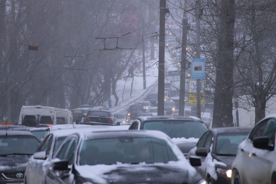 Photo of Manali Travel Advisory: Long Jams Following Heavy Snowfall, Tourists Stuck for Hours! by Samarth Arora