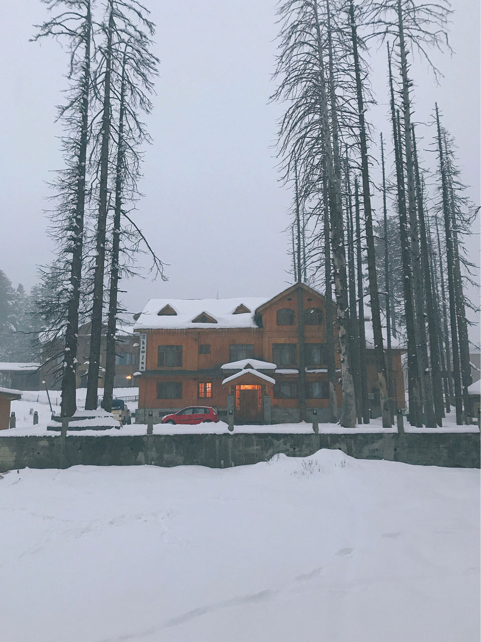 Photo of Kashmir: An Experience of a Lifetime by Harpreet Kaur