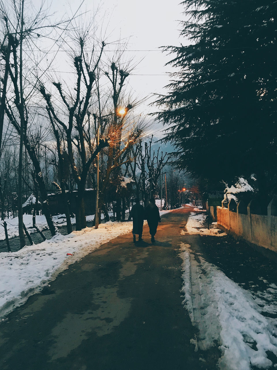 Photo of Kashmir: An Experience of a Lifetime by Harpreet Kaur