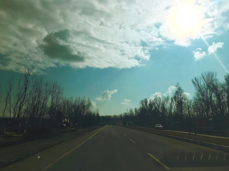 Photo of Kashmir: An Experience of a Lifetime by Harpreet Kaur