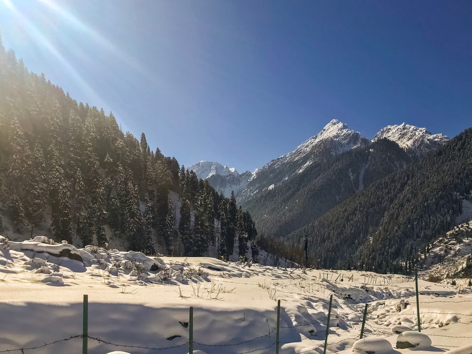 Photo of Kashmir: An Experience of a Lifetime by Harpreet Kaur