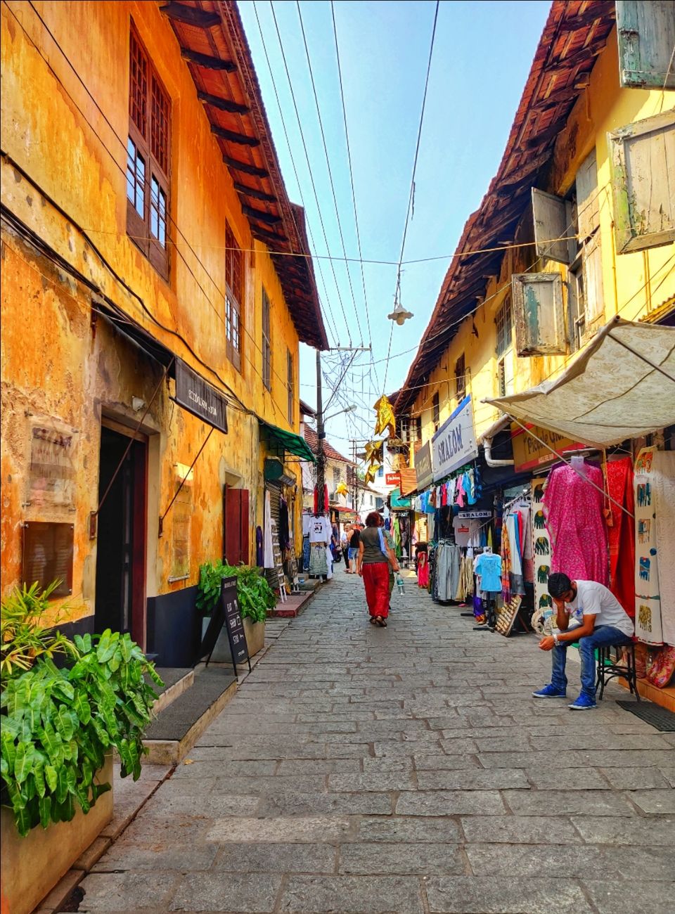 Photo of Jewish Synagogue, Synagogue Lane, Jew Town, Kappalandimukku, Mattancherry, Kochi, Kerala, India by Pradeepa Muthukumar