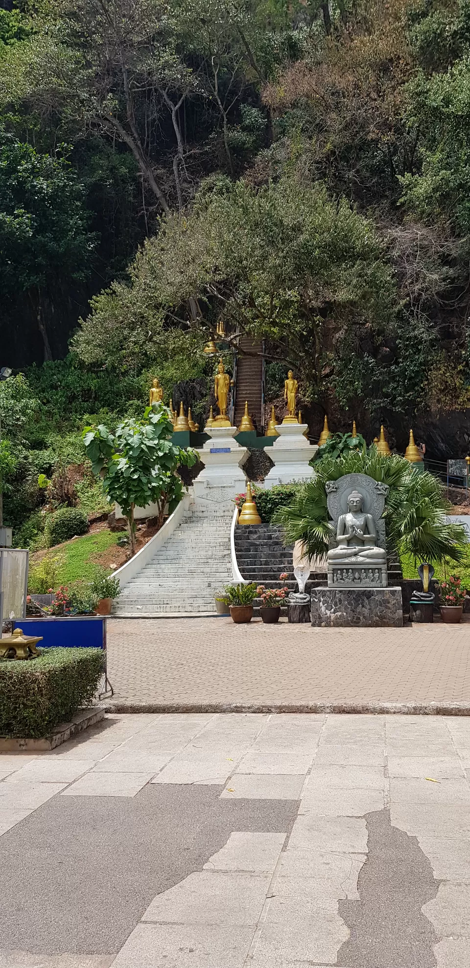 Photo of Tiger Cave Temple, Krabi Noi, Mueang Krabi District, Krabi, Thailand by Mischievous Dreamer