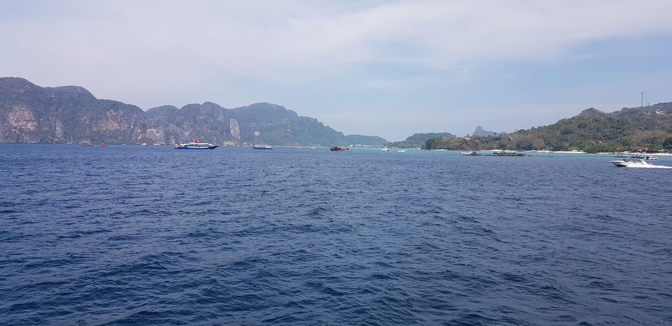 Photo of Phi Phi Islands, Krabi, Thailand by Mischievous Dreamer