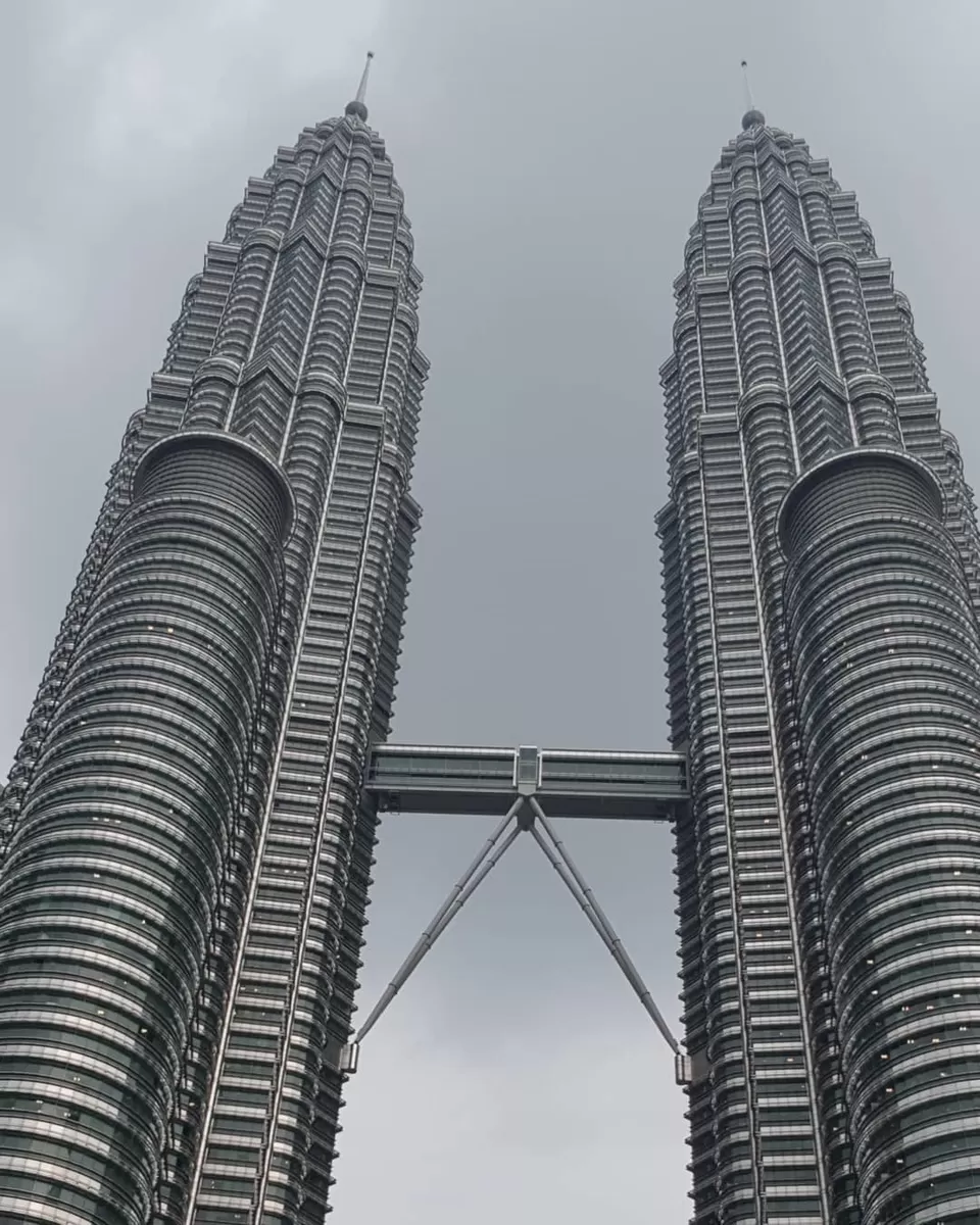 Photo of Petronas Twin Tower, Kuala Lumpur City Centre, Kuala Lumpur, Federal Territory of Kuala Lumpur, Malaysia by Mischievous Dreamer