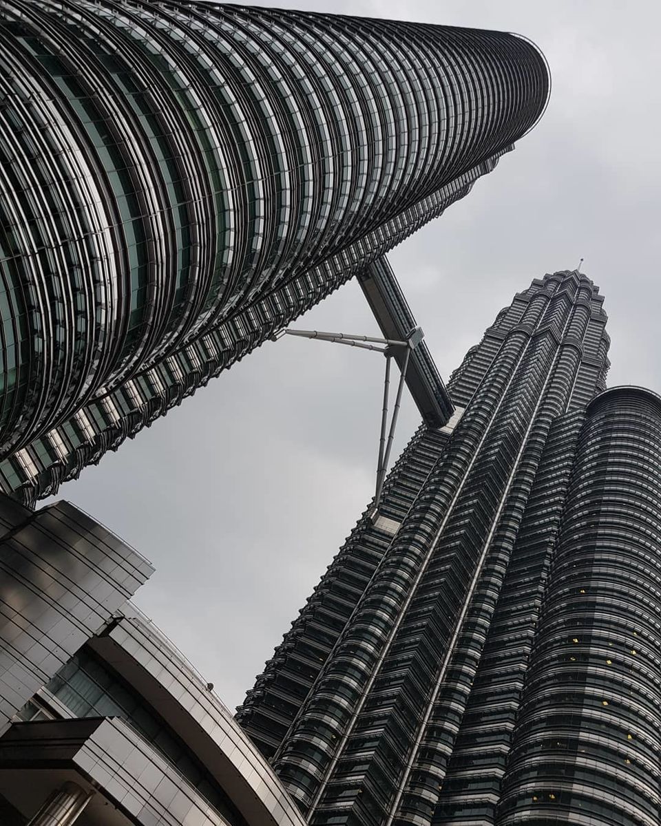 Photo of 80 Ringgits and 10 Hours - Say Hello to the Petronas Towers, Malaysia by Mischievous Dreamer