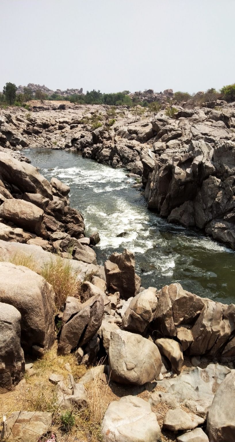 Photo of Hampi Waterfalls, Tungabhadra, Karnataka, India by Rohith mathi