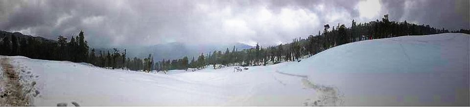 Photo of Kedarkantha Base Camp, Singtur Range, Uttarakhand, India by Jiyaa Sarkar