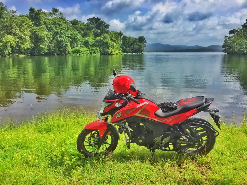 Photo of Tansa Lake, Maharashtra by Ajay Chorat