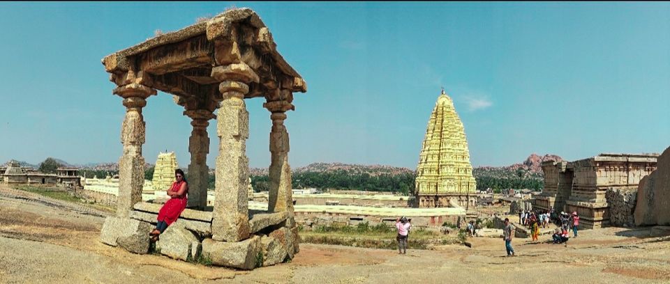 Photo of Hippie Market, Hampi, Karnataka, India by Sarala Reddy