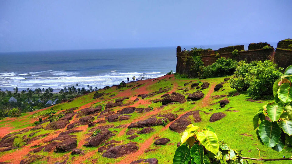 Photo of Best Tourist Palaces in Goa गोवा के सबसे अच्छे पर्यटन स्थल by Manoj Babal