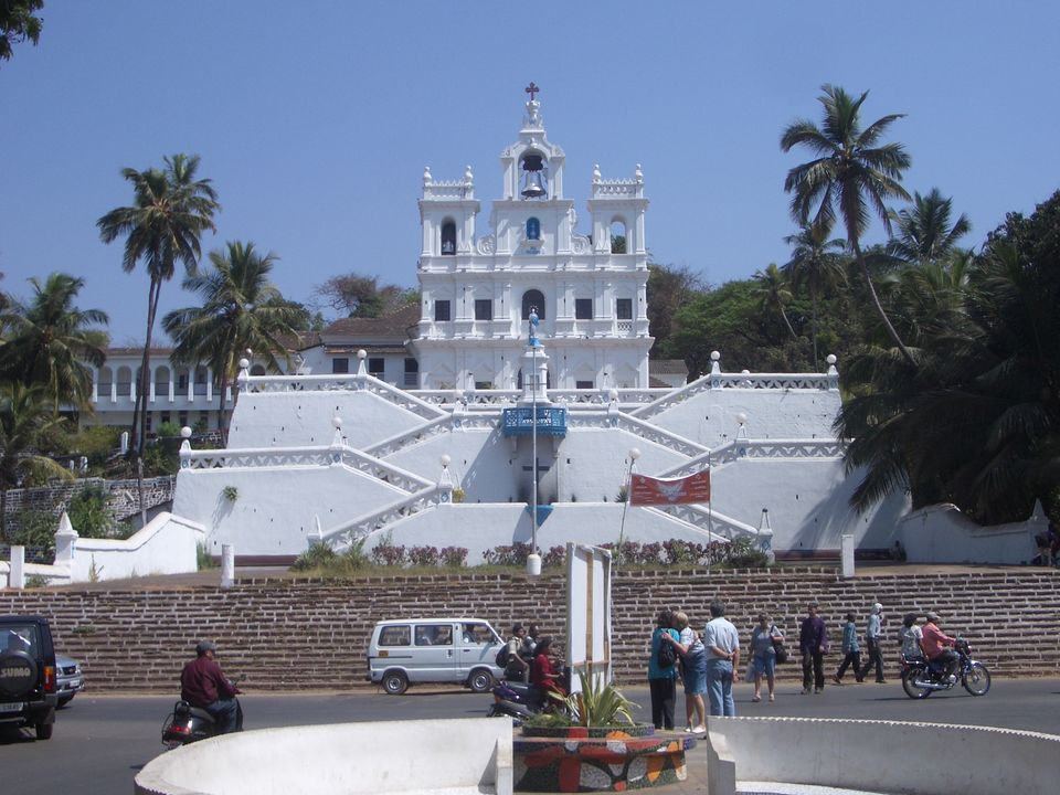 Photo of Best Tourist Palaces in Goa गोवा के सबसे अच्छे पर्यटन स्थल by Manoj Babal