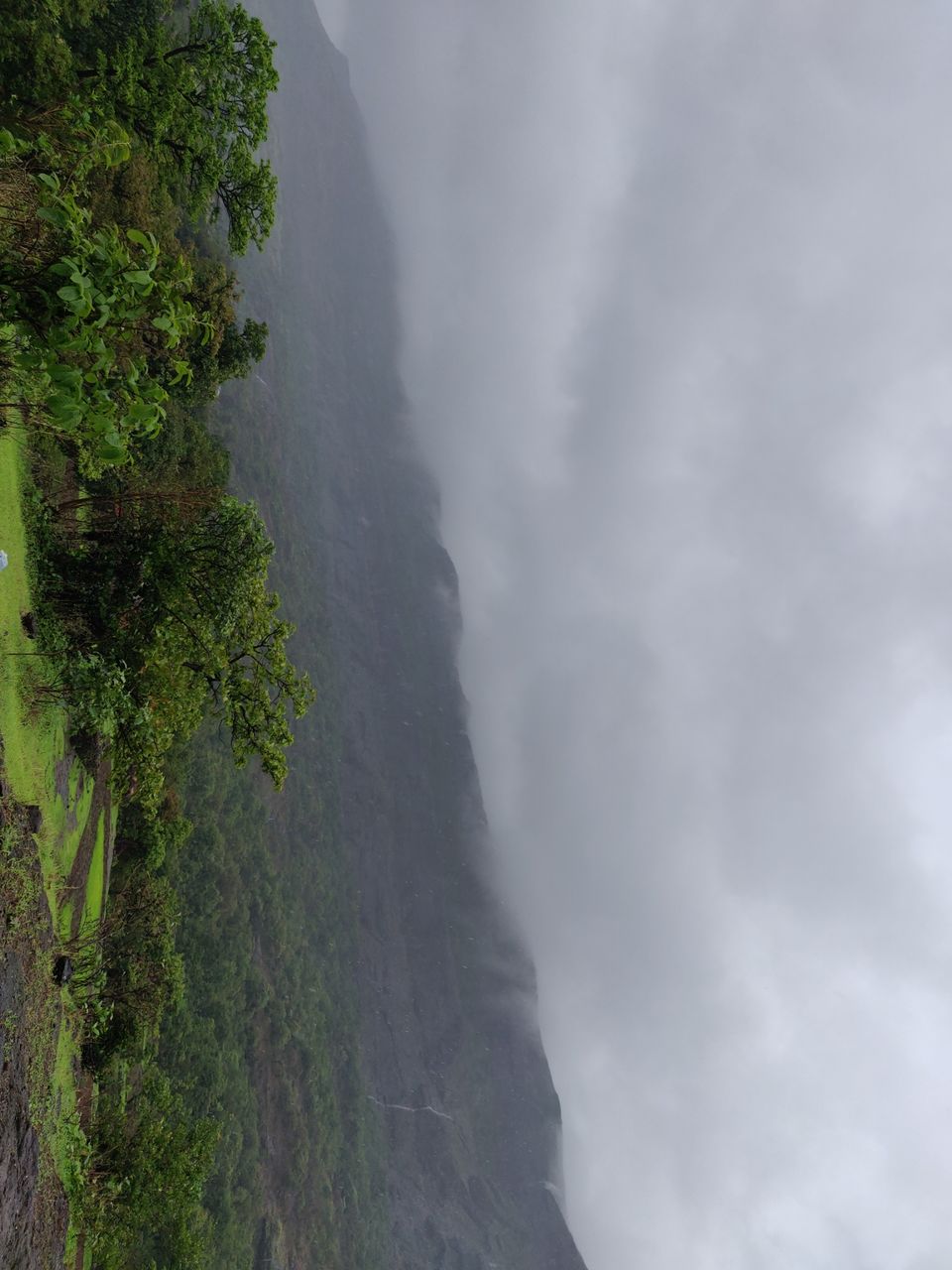 Photo of Monsoon break to western ghats - Harishchandargarh by Raw Whisper