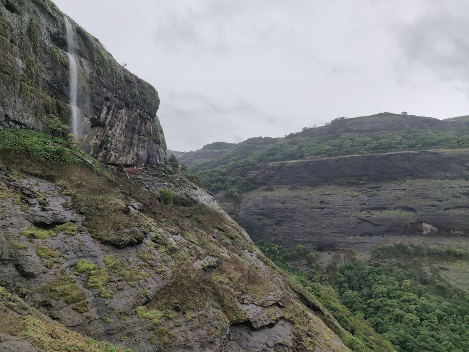 Photo of Monsoon break to western ghats - Harishchandargarh by Raw Whisper