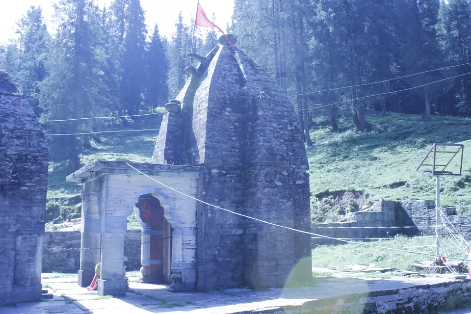 Photo of Giriganga Temple, Kharapathar, Himachal Pradesh, India by TripHermit Expeditions