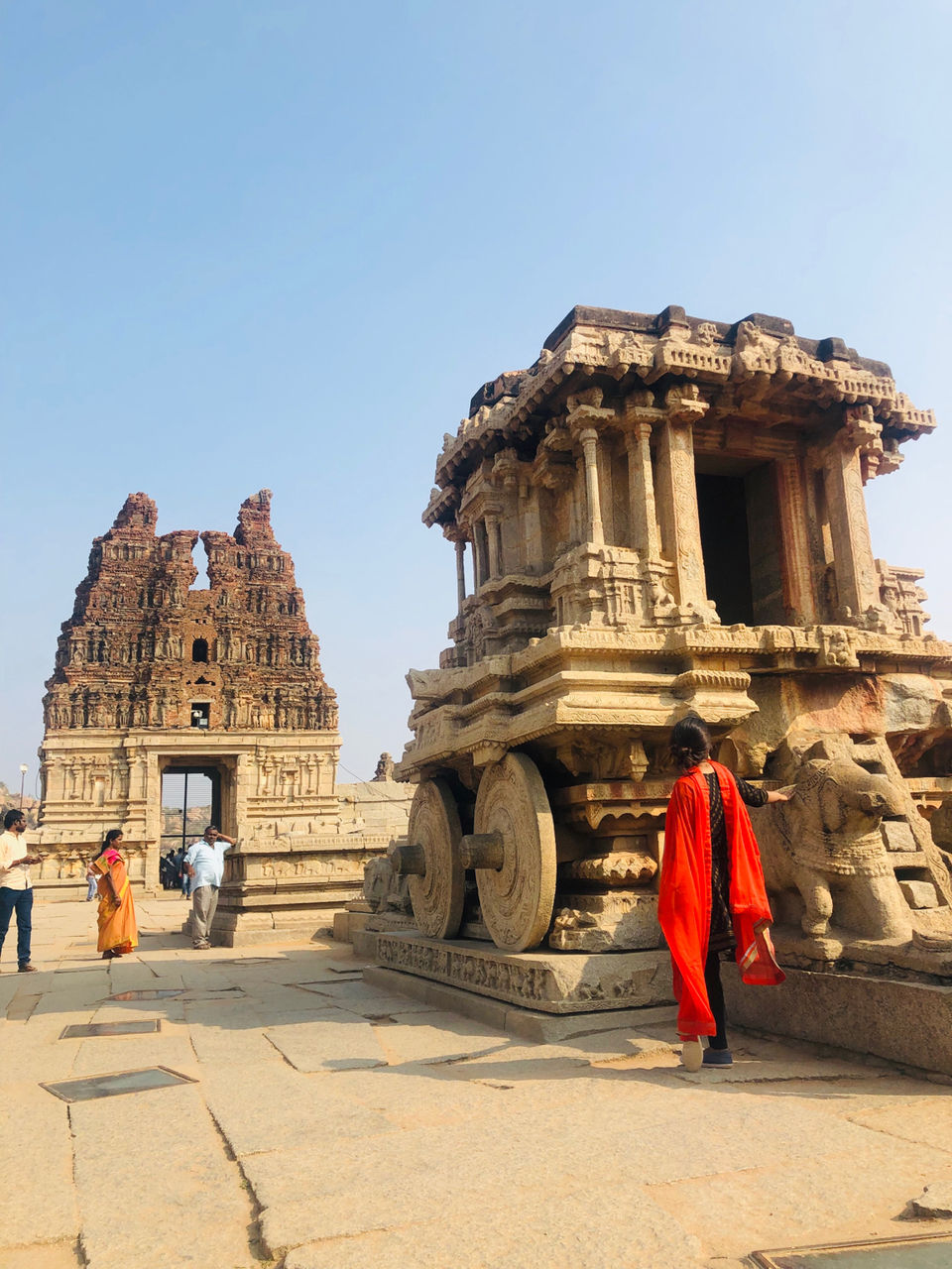 Photo of Stone Chariot, Hampi, Nimbapura, Karnataka, India by Komal Deotale