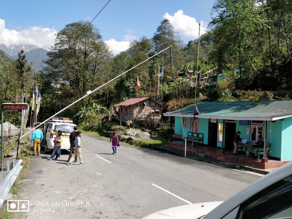 Photo of Lachen, Sikkim, India by Voyager Duo