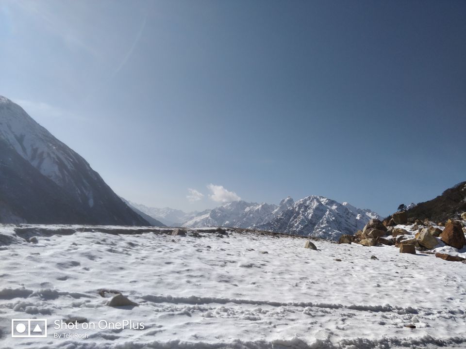 Photo of Zero Point Yumthang Valley, Sikkim, India by Voyager Duo