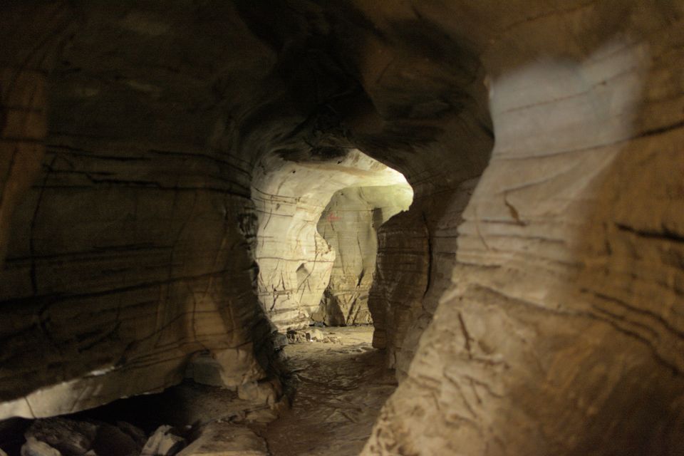 Photo of Belum Caves, Kolimigundla, Andhra Pradesh, India by Amit Pal