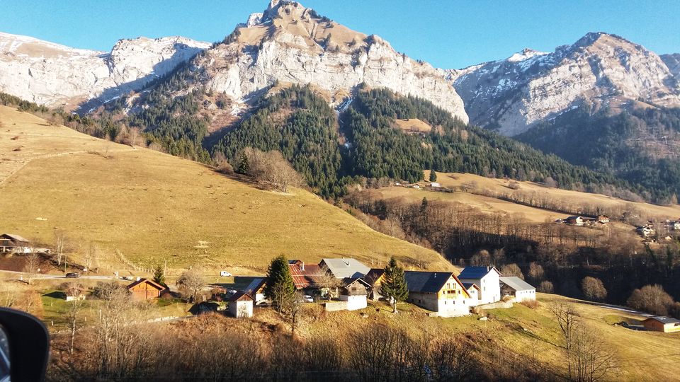 Photo of Auvergne-Rhône-Alpes, France by Karishma Shaikh