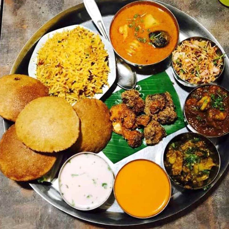 Taste India on a Plate: 29 Delicious Thalis From 29 Glorious States ...