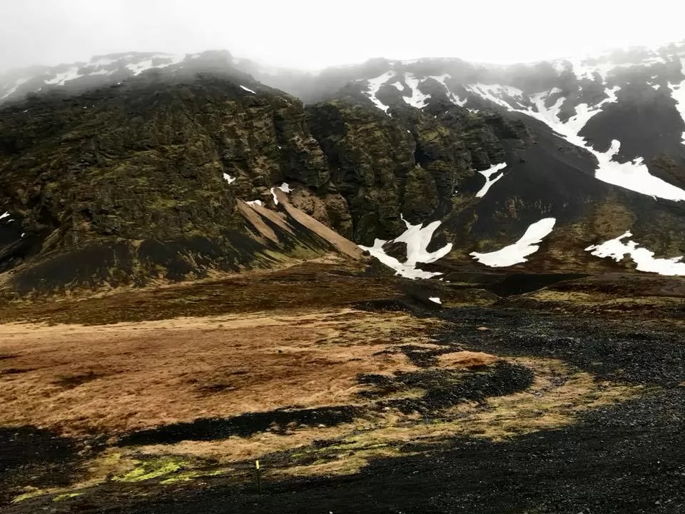 Photo of Rauðfeldsgjá, Iceland by Karishma Shaikh