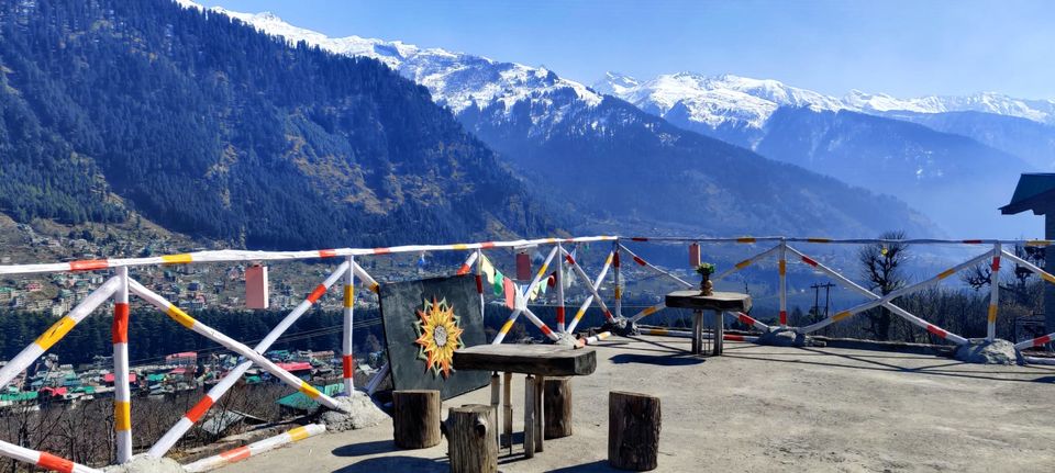 Photo of A Complete List of All Hostels in Manali That Are a Location in Themselves! by Karishma Shaikh