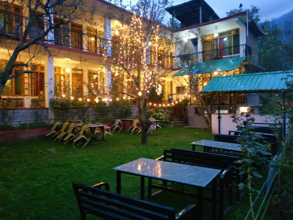 Photo of A Complete List of All Hostels in Manali That Are a Location in Themselves! by Karishma Shaikh