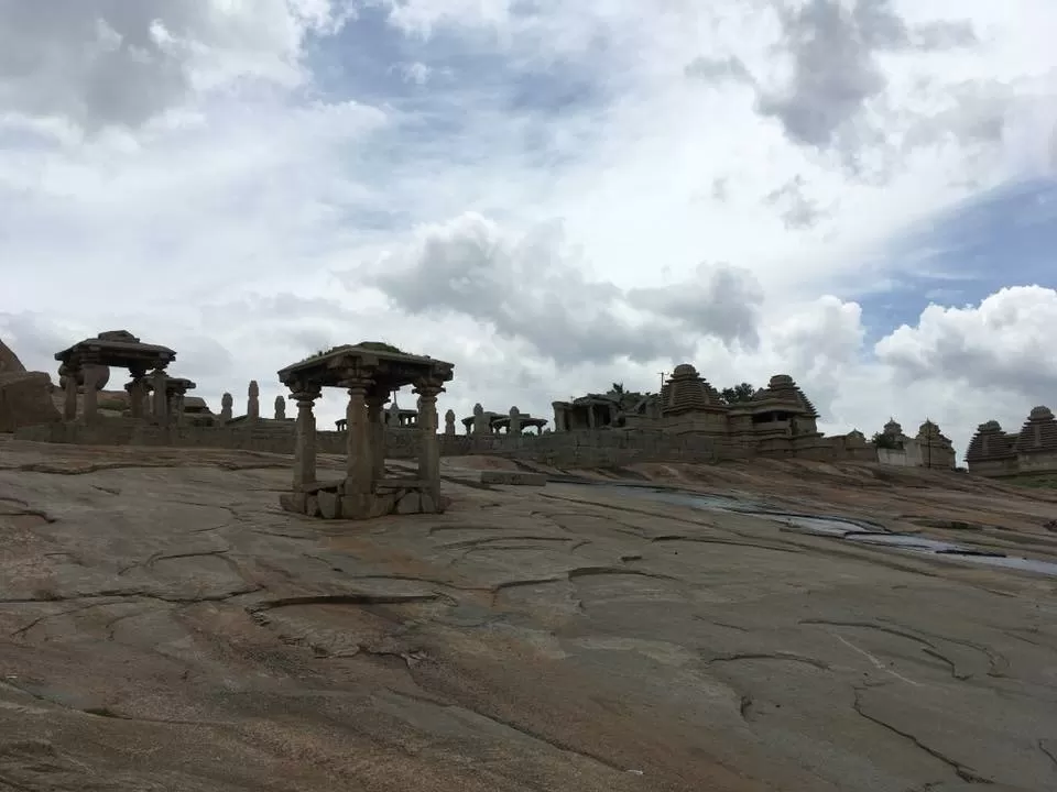 Photo of Hemakuta Hill Temple, Hampi, Karnataka by Anushri Mondal