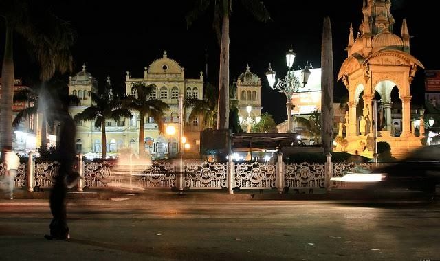 Photo of Jiwaji Chowk, Jiyaji Chowk, Gwalior, Madhya Pradesh, India by Varun Jhanjee