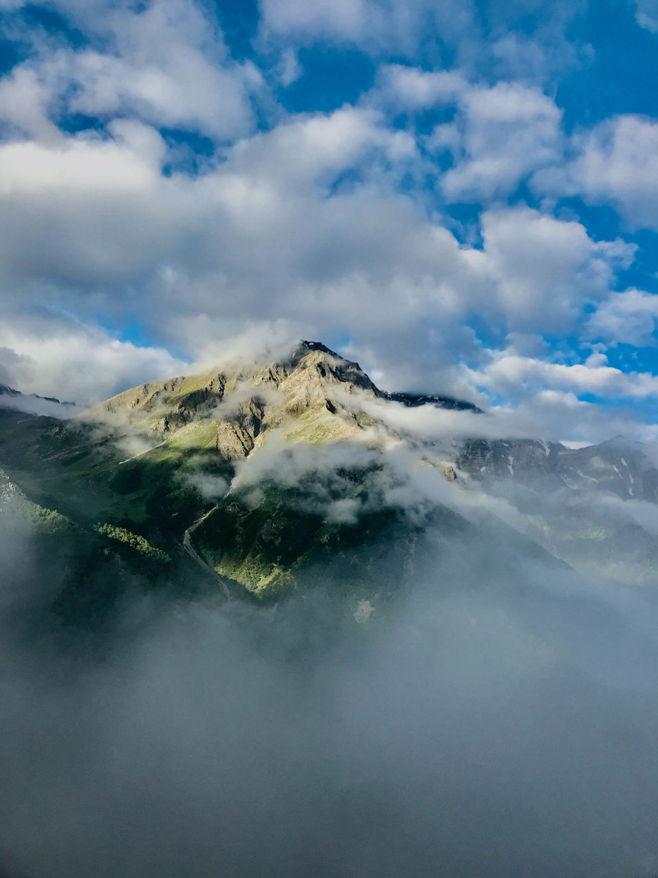 Photo of Chitkul, Himachal Pradesh, India by Sidharth Jain