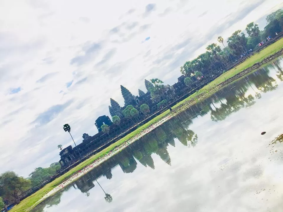 Photo of Angkor Wat, Krong Siem Reap, Cambodia by Pratibha Periwal