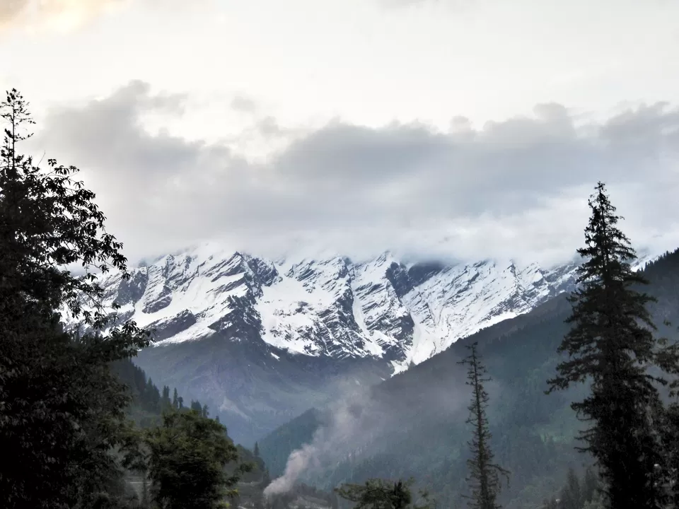 Photo of Enroute Rohtang pass.. by Trupti Powar