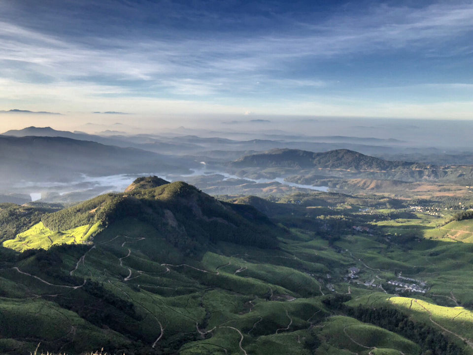 Photo of Kolukkumalai, Kottagudi, Tamil Nadu, India by Milcah Karnal