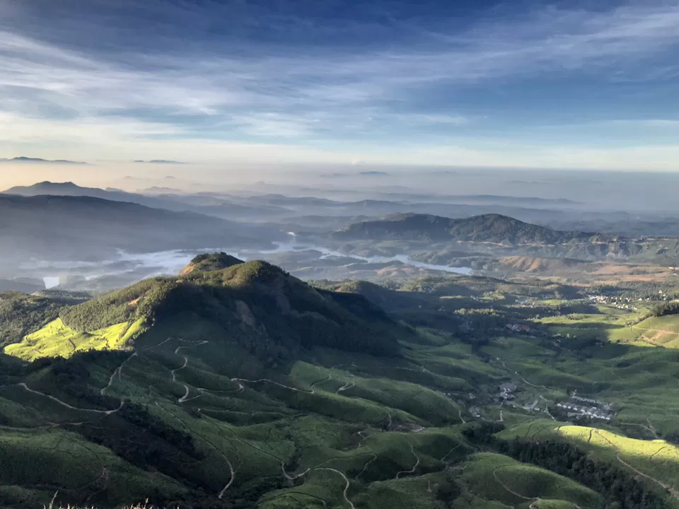 Photo of Kolukkumalai, Kottagudi, Tamil Nadu, India by Milcah Karnal
