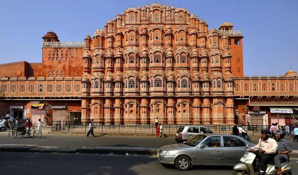 Photo of हवा महल, Hawa Mahal Road, Badi Choupad, J.D.A. Market, Pink City, Jaipur, Rajasthan, India by Rishabh Dev