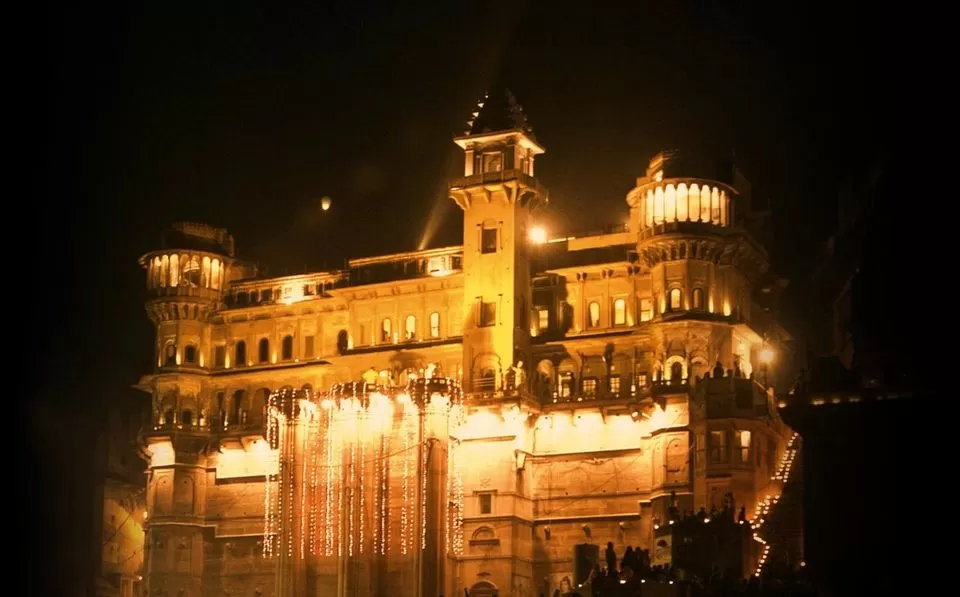 Photo of वाराणसी, Uttar Pradesh, India by Rishabh Dev