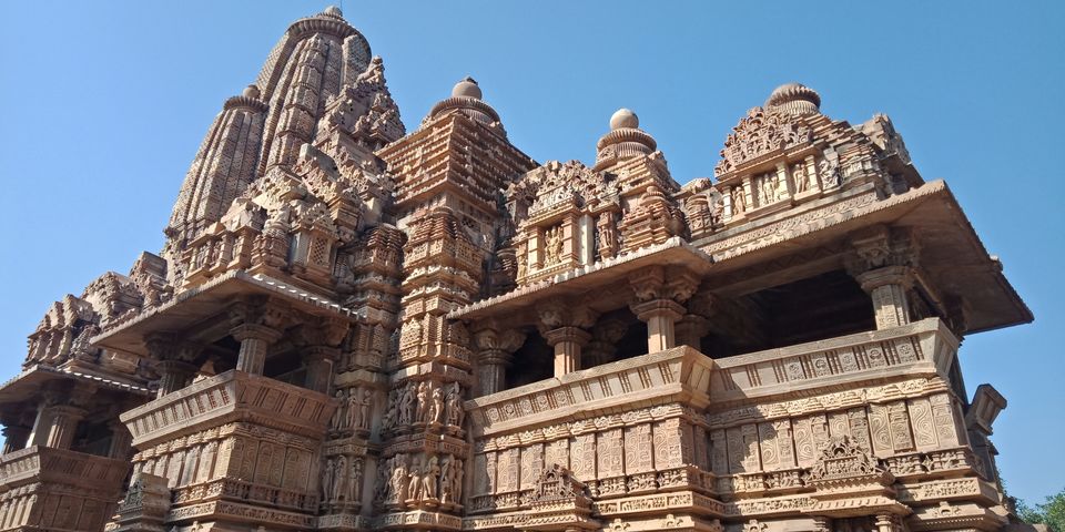Photo of खजुराहो की यात्रा में समझ आया कि लोग इस जगह के बारे में कितना कम जानते हैं! by Musafir Rishabh