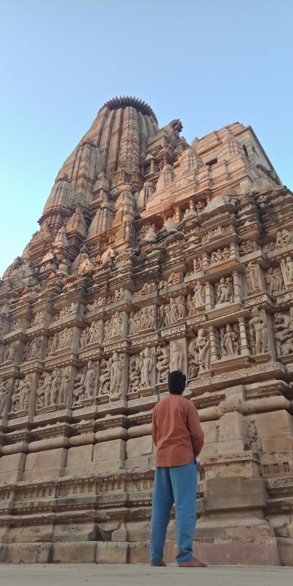 Photo of खजुराहो की यात्रा में समझ आया कि लोग इस जगह के बारे में कितना कम जानते हैं! by Musafir Rishabh