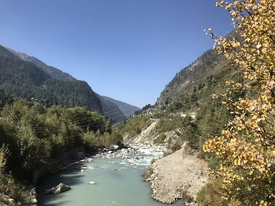 Photo of Barsheni Village Bus Stop, मणिकर्ण - बर्शेणी सड़क, Himachal Pradesh, India by Rahul Nath
