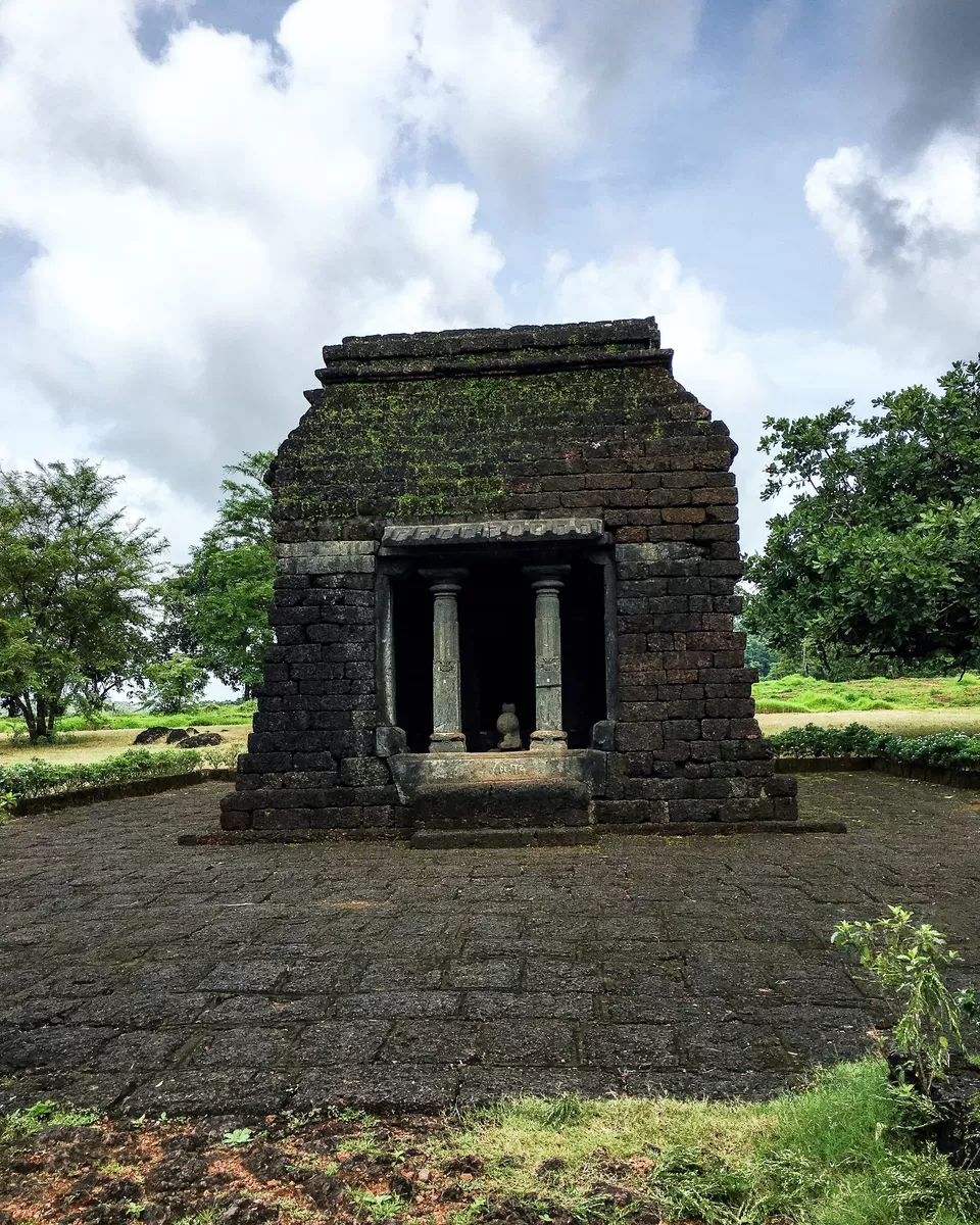 Photo of Kurdi Mahadev Temple, Shelpem, Goa, India by Deepali Raikar | MoGdiaries