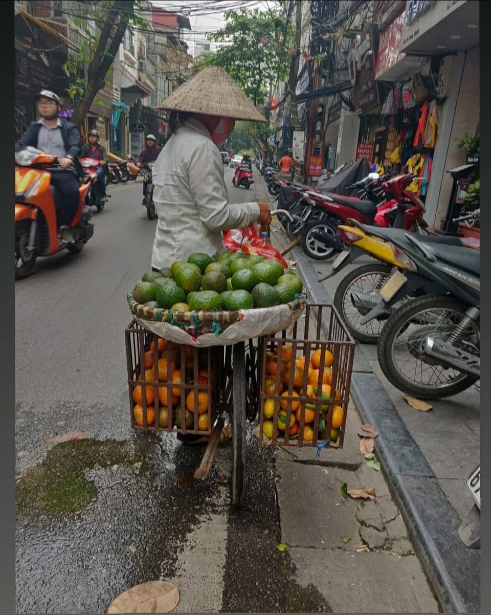 Photo of Old Quarter, Lương Ngọc Quyến, Hàng Buồm, Hoàn Kiếm, Hanoi, Vietnam by Shruthi Rai