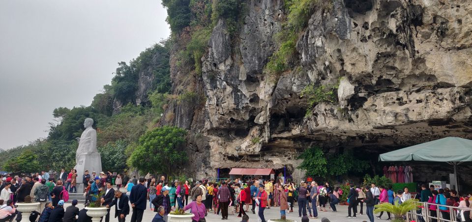 Photo of Hạ Long Bay, Thành phố Hạ Long, Quảng Ninh, Vietnam by Shruthi Rai