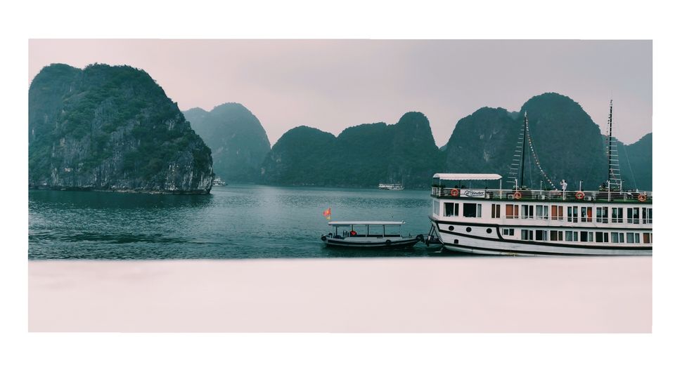 Photo of Hạ Long Bay, Thành phố Hạ Long, Quảng Ninh, Vietnam by Shruthi Rai