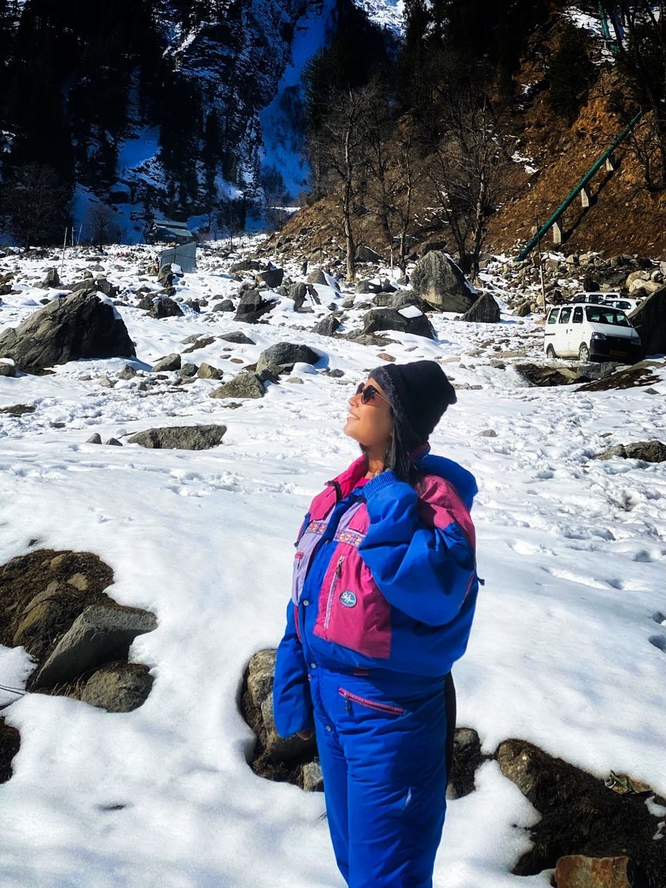 Photo of Shifting to Himachal : My experiences of working from mountains, exploring offbeat Manali and more ! by juhi.chokshi